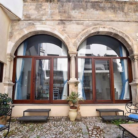 Iflat Agli Archetti Del Centro Apartment Palermo Luaran gambar
