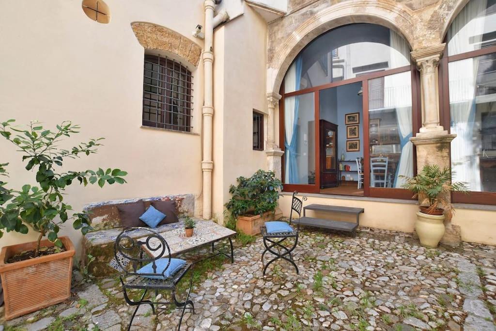 Iflat Agli Archetti Del Centro Apartment Palermo Luaran gambar